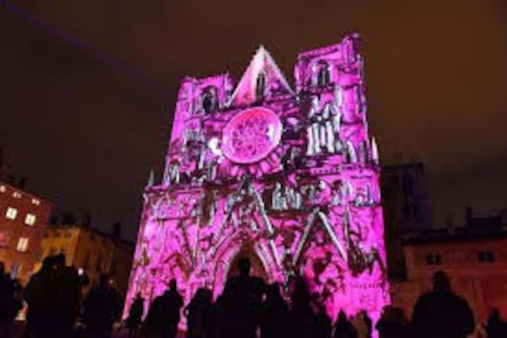 Pepite Rare 8 Personnes Au Coeur Battant Du Vieux Lyon Lägenhet Exteriör bild